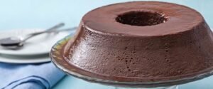 Pudim de Chocolate Low Carb: Aconchego Brasileiro em uma Sobremesa