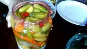 Receita de Conserva de Picles: Picles Caseiros com Cenoura e Pepino